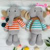 Gấu bông len handmade được đan móc thủ công từ sợi len mềm mại, thiết kế đáng yêu, phù hợp làm quà tặng cho bé và người thân.